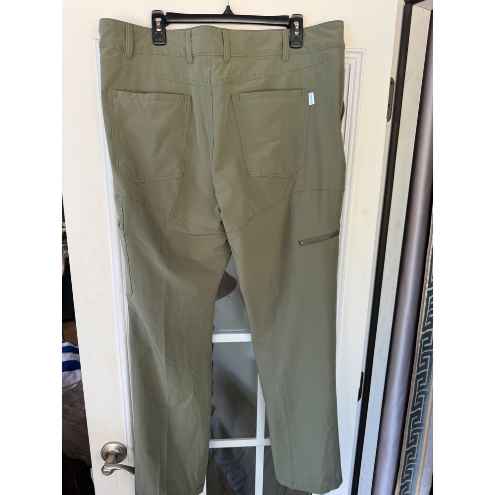 Magellan Classic Pants Men's 38W Zipper Pockets Moisture Wicking Green gorpcore - Picture 6 of 8
